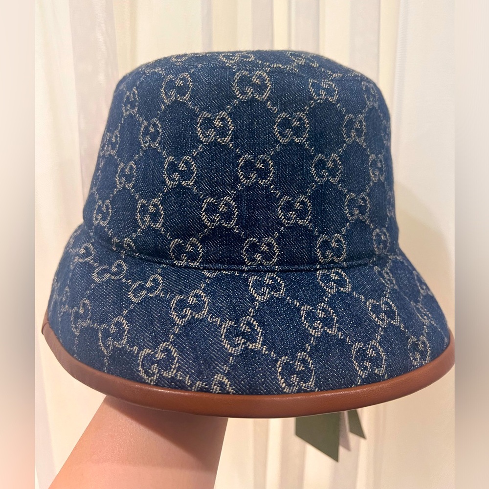 Brand New GUCCI Bucket hat